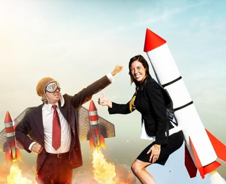 Mann und Frau mit schnellen Raketen - Speed Coaching